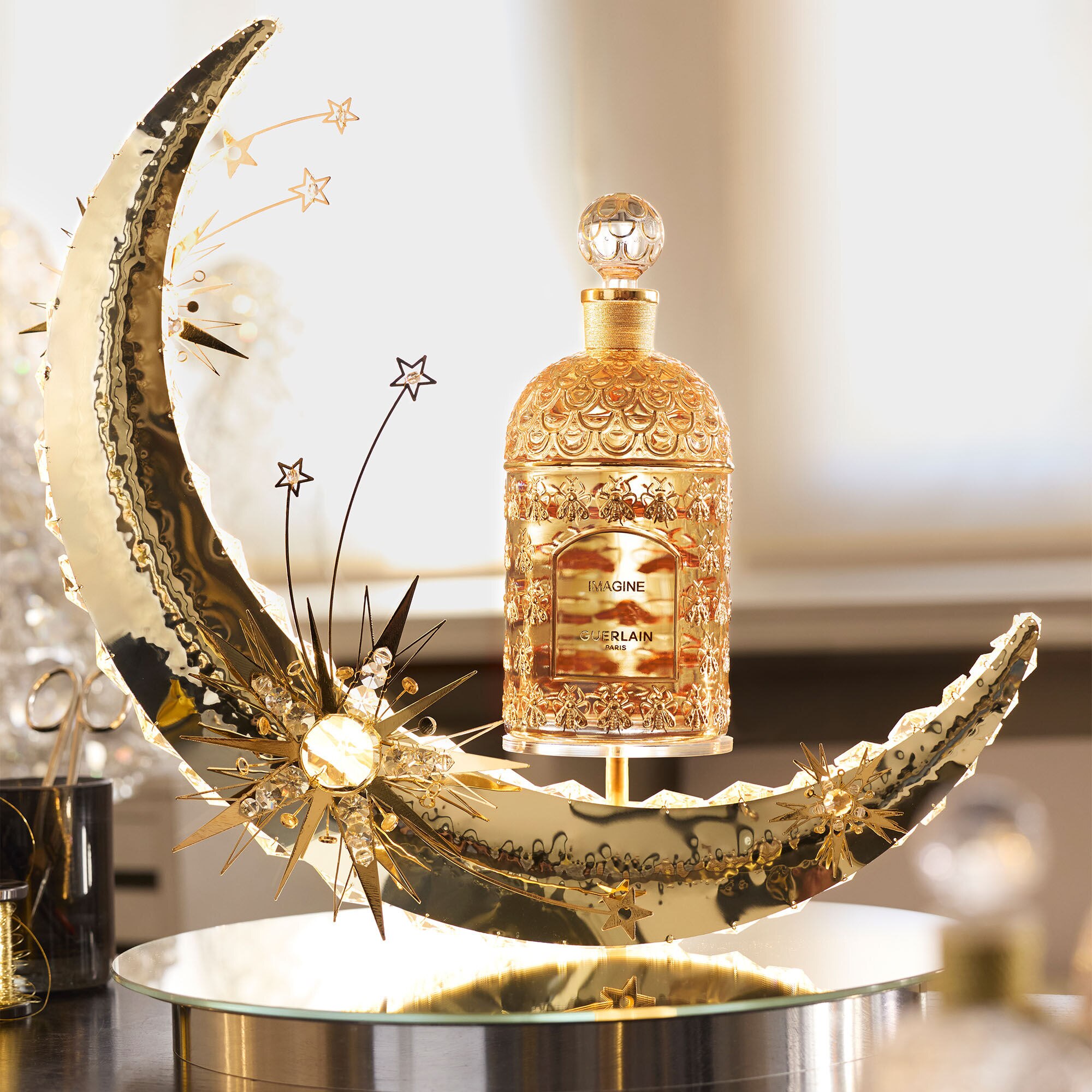 THE BEE BOTTLE ABEILLE ÉTERNELLE ⋅ GUERLAIN