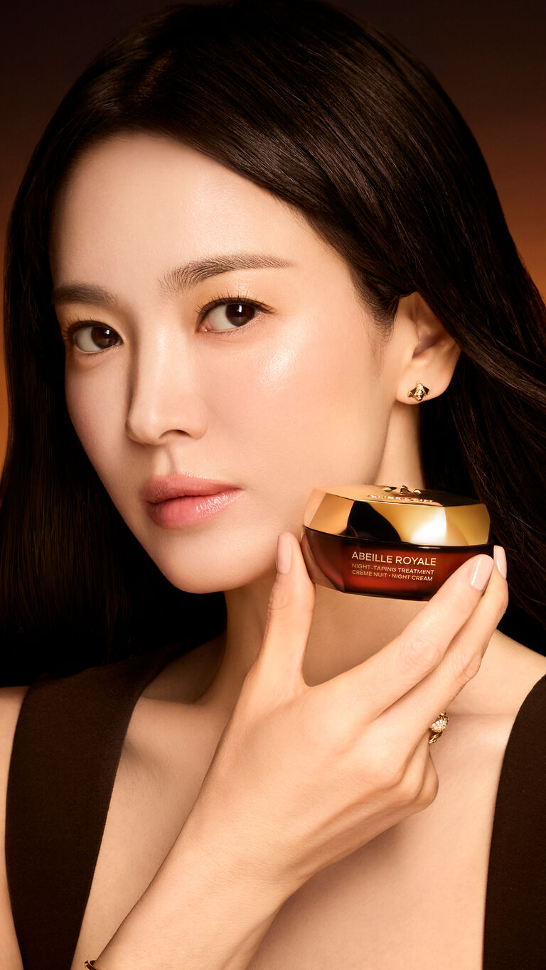 Song Hye-kyo with The Night-Taping Treatment