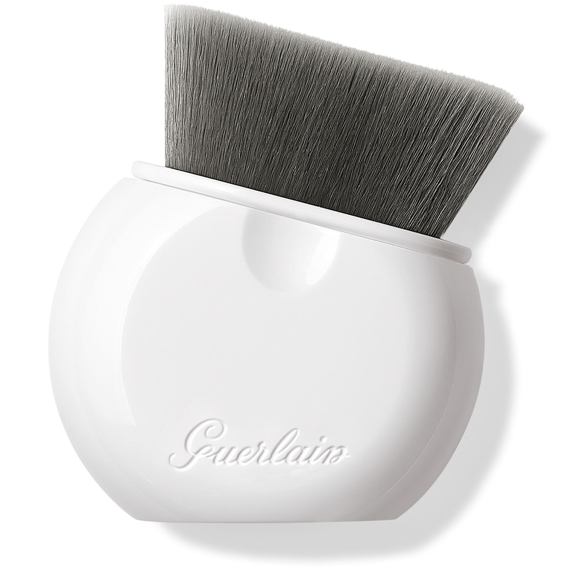 Le coq sportif discount x guerlain l'essentiel