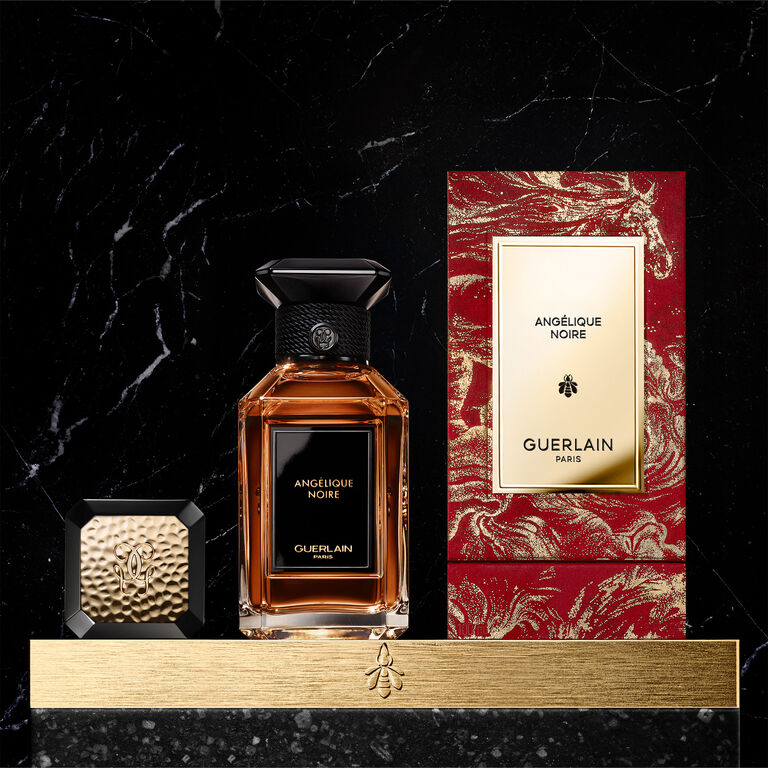 L'Art & la Mati&egrave;re Ang&eacute;lique Noire with Chinese New Year 2026 box image