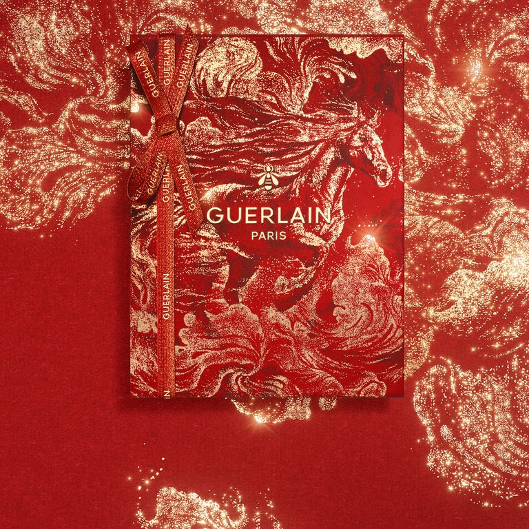 image of the Parure Gold foundation duo for Chinese New Year