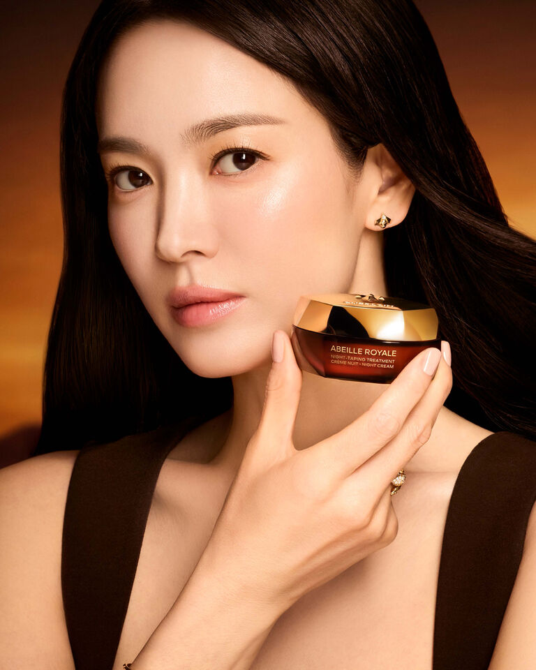Song Hye-kyo with The Night-Taping Treatment