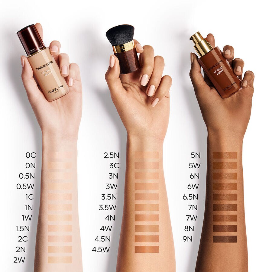 FOND DE TEINT &Eacute;CLAT NATUREL LONGUE TENUE - SANS TRANSFERT (Voir l'image 5/5)