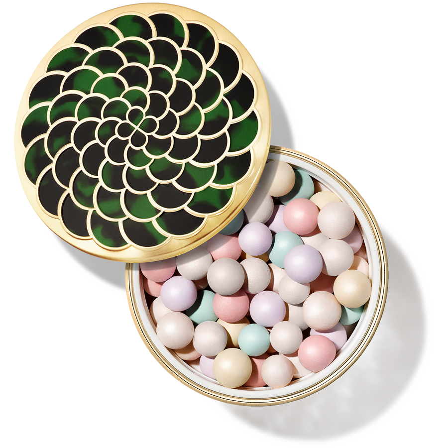 MÉTÉORITES FIERCE GLOW ⋅ LIGHT REVEALING PEARLS OF POWDER ⋅ GUERLAIN
