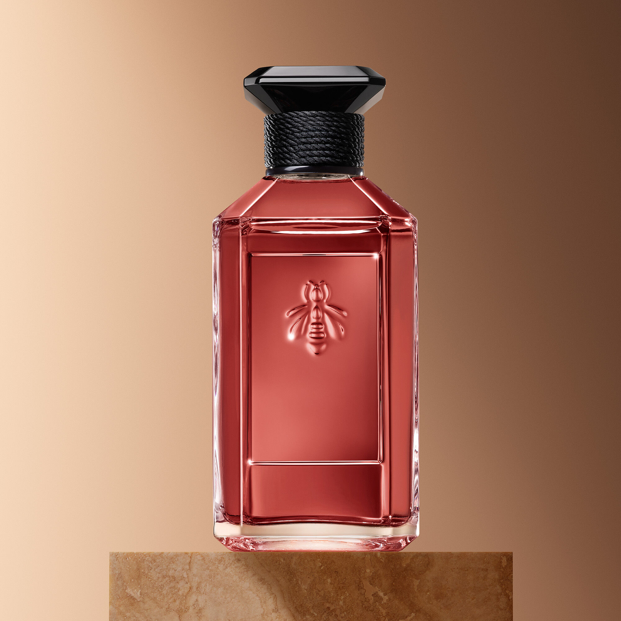 GUERLAIN 国内正規品 チェリーウード 100ml ラールエラマティエール P014493_G014496_E03_hi-res.jpg