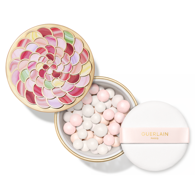 Météorites ⋅ Setting & Finishing Pearls Of Powder ⋅ GUERLAIN