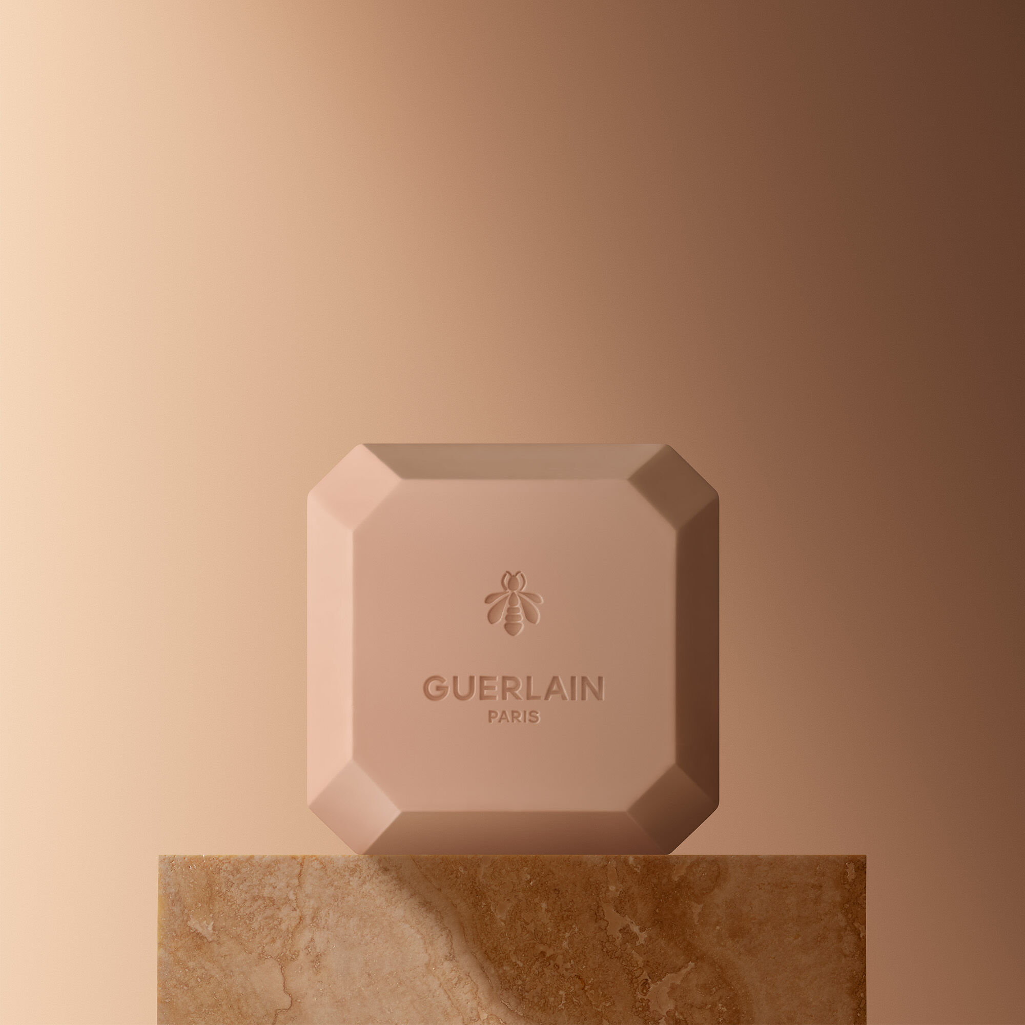 L'Art & La Matière ⋅ Vanille Planifolia – Scented Soap ⋅ GUERLAIN