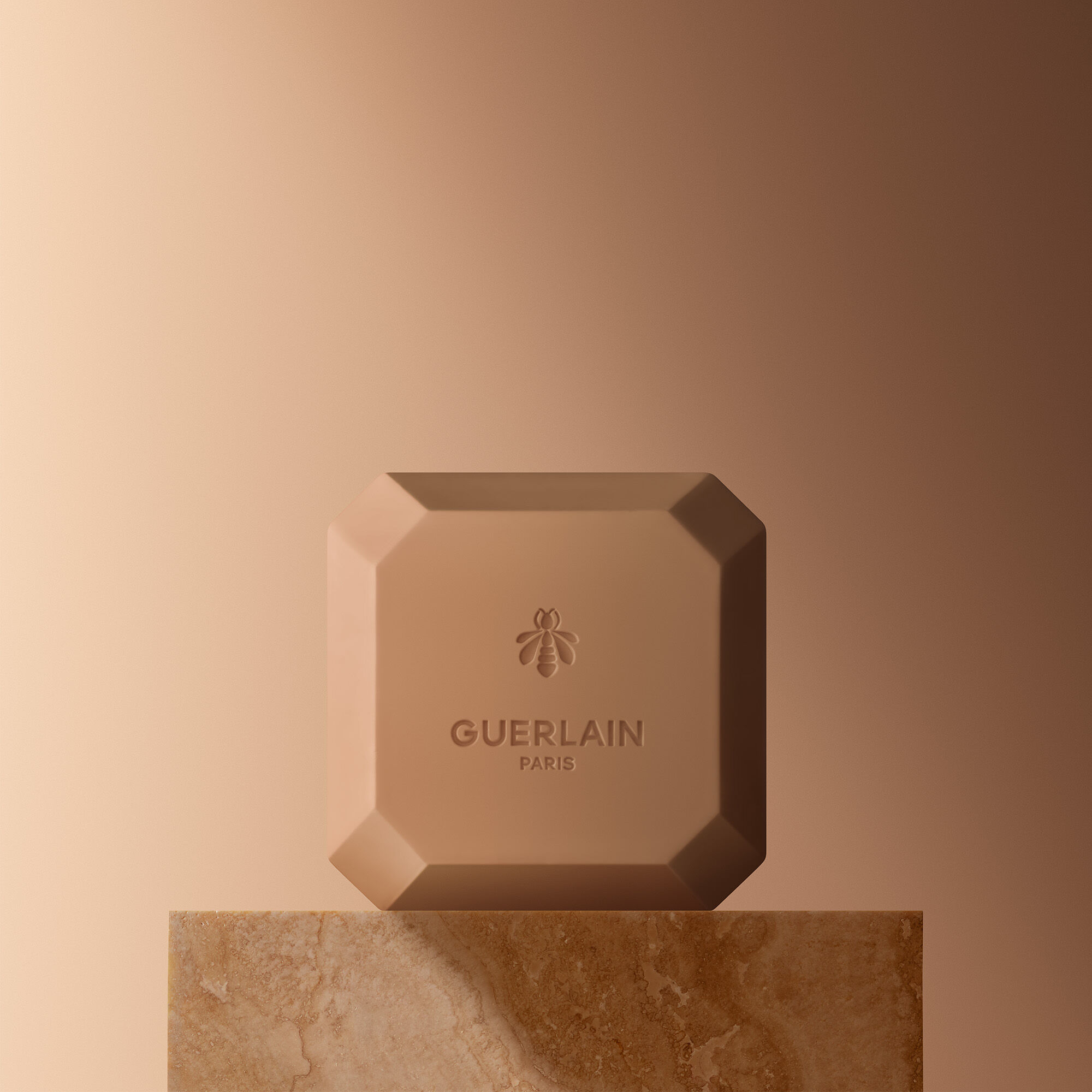 ラール エ ラ マティエール ⋅ ラール ドゥ ヴィーヴル パフューム