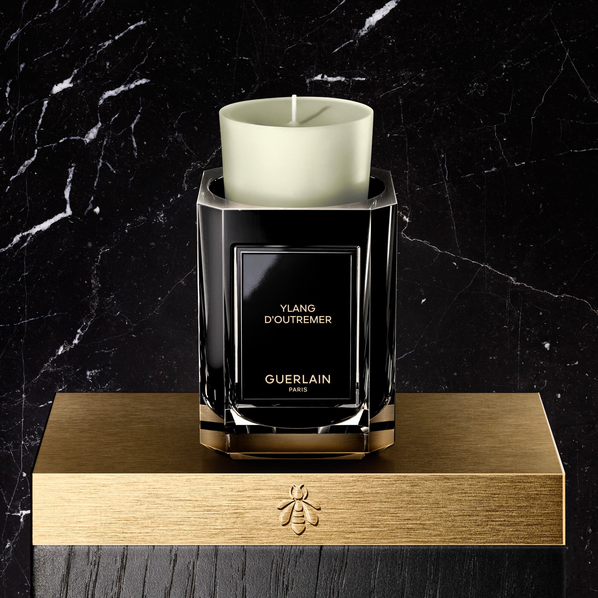 本物の 香氛蠟燭⋅ GUERLAIN ⋅ d'Outremer Ylang キャンドル