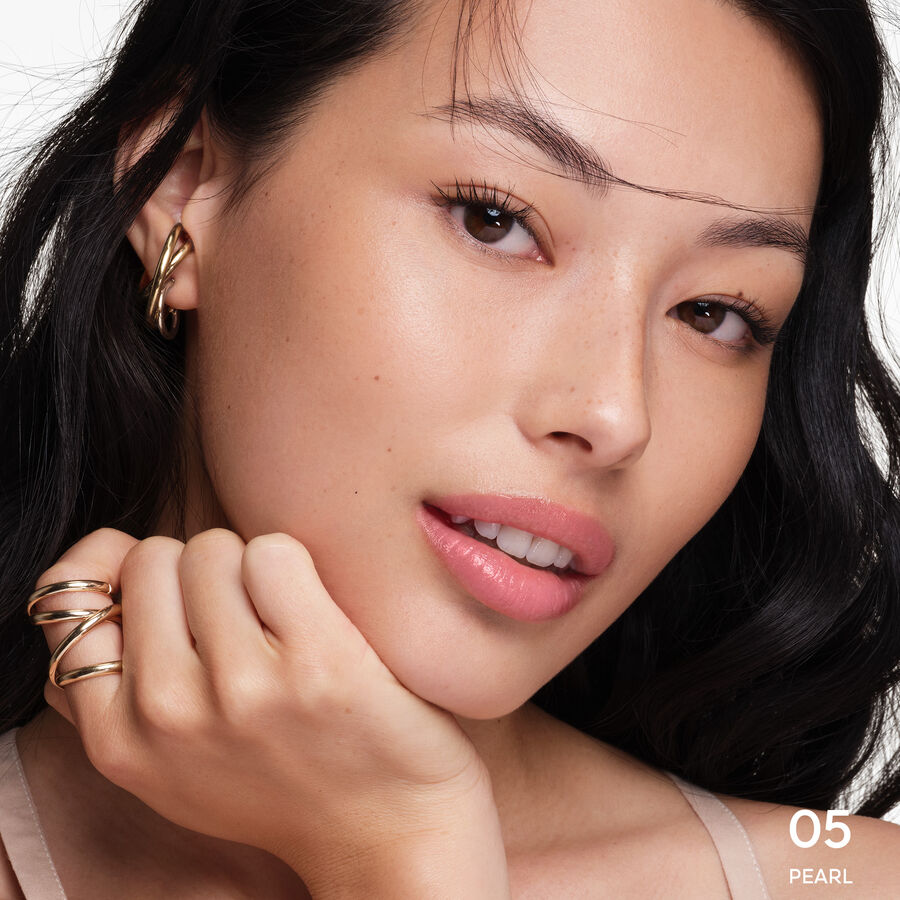 BEAUTIFYING HEALTHY ROSY GLOW TINTED MOISTURIZER (See the picture 3/5)