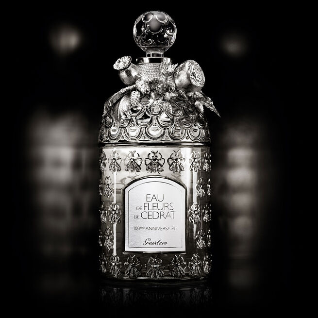 Exceptional Pieces : MON GUERLAIN BLOOM OF ROSE BY WILLIAM AMOR & BACCARAT  - ⋅ GUERLAIN