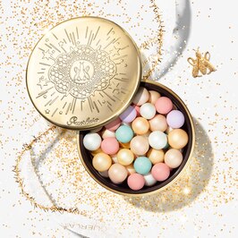 M&eacute;t&eacute;orites Golden Bee Light-revealing pearls of powder
