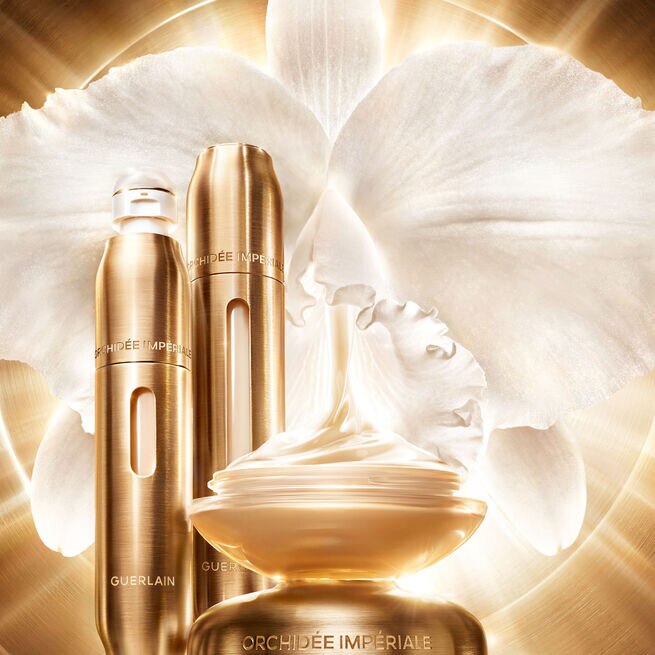 Golden bottle of Guerlain Orchidée Impériale Gold Serum 30ml, with luxurious details. - thumbnail 3
