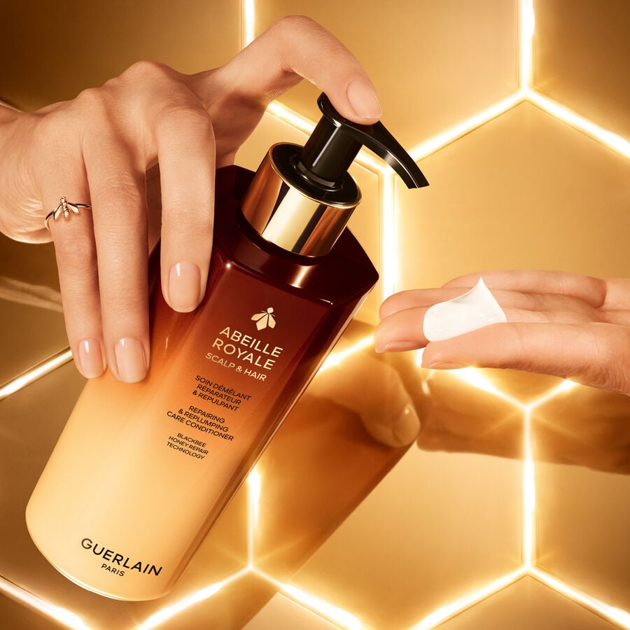 SOIN D&Eacute;M&Ecirc;LANT R&Eacute;PARATEUR & REPULPANT (Voir l'image 3/4)