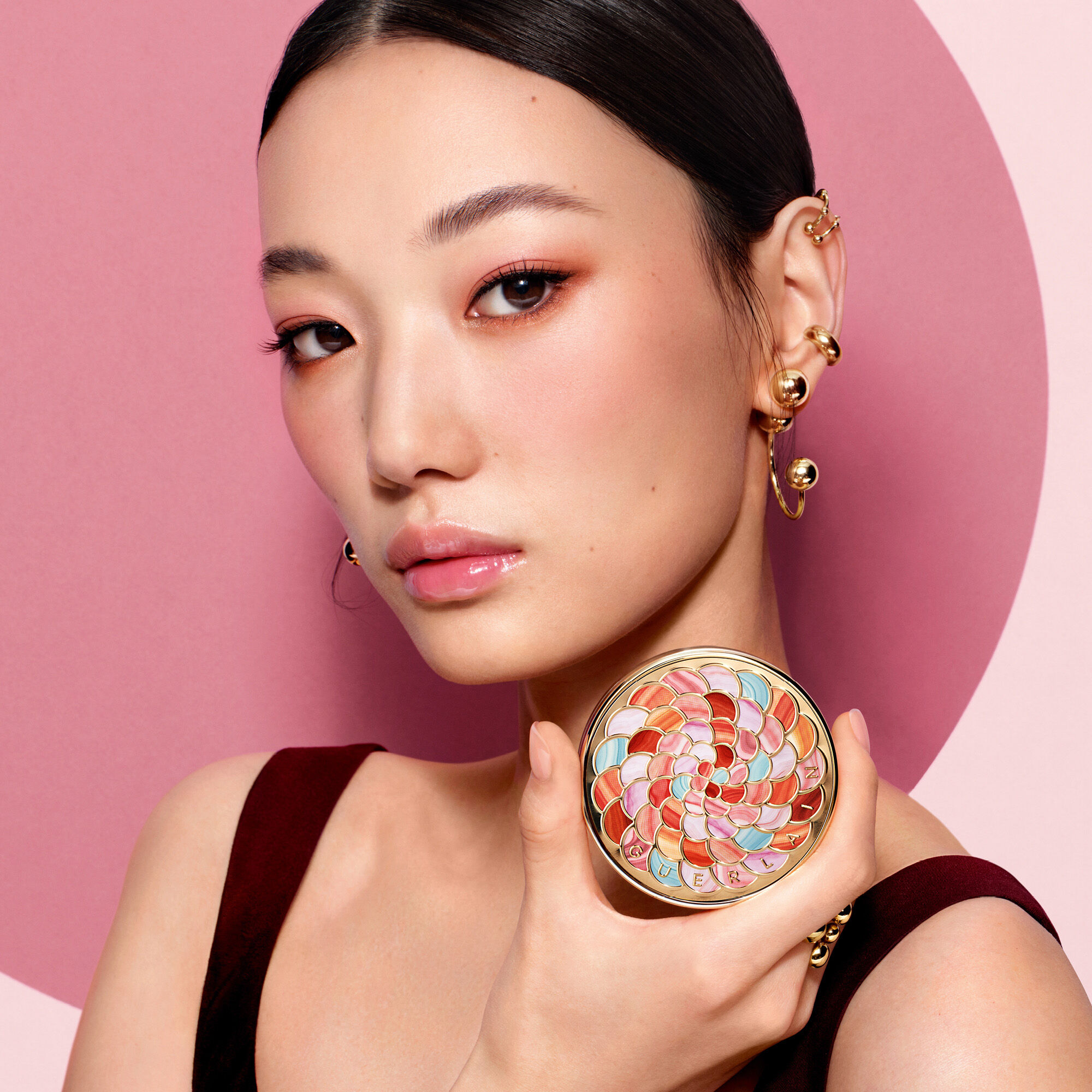 MÉTÉORITES COMPACT ⋅ MATTIFYING AND SETTING PRESSED POWDER - 95