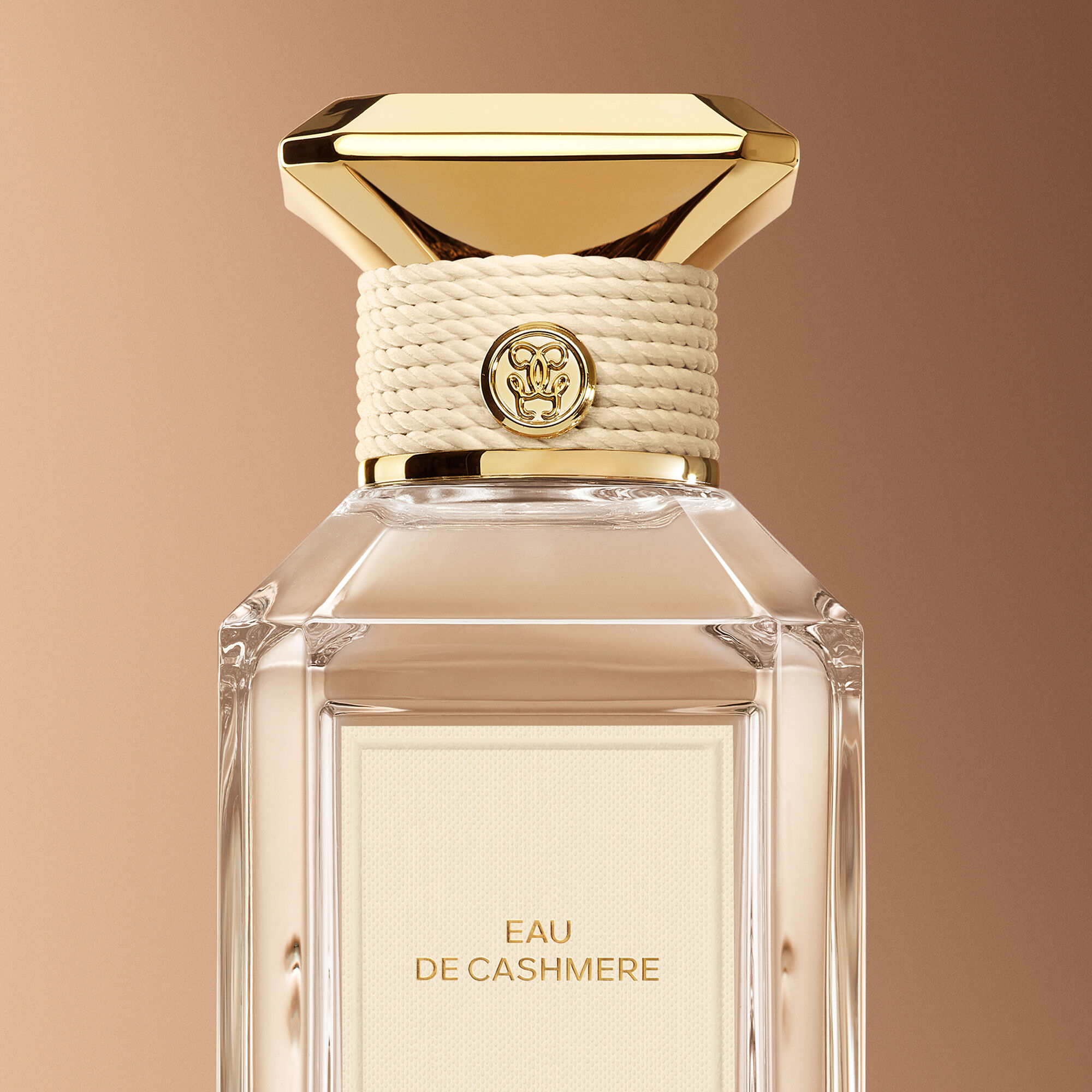 GUERLAIN EAU DE CASHMERE 香水　ゲラン　オーデカシミヤ c57fe434c9912f5bb5a2270c-